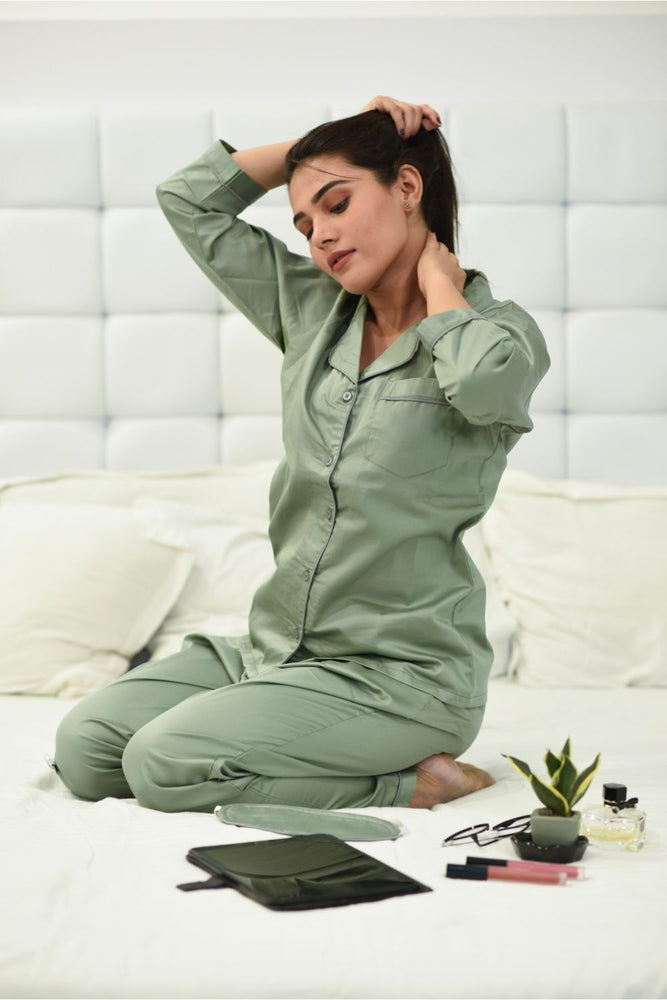 Load image into Gallery viewer, OLIVE COTTON NOTCHED COLLAR