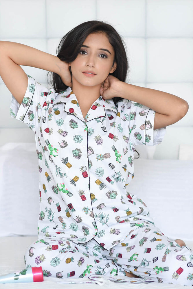 Load image into Gallery viewer, PINE AND THORNS