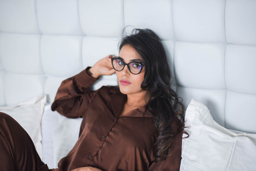 Load image into Gallery viewer, CHOCOLATE SATIN NOTCHED COLLAR