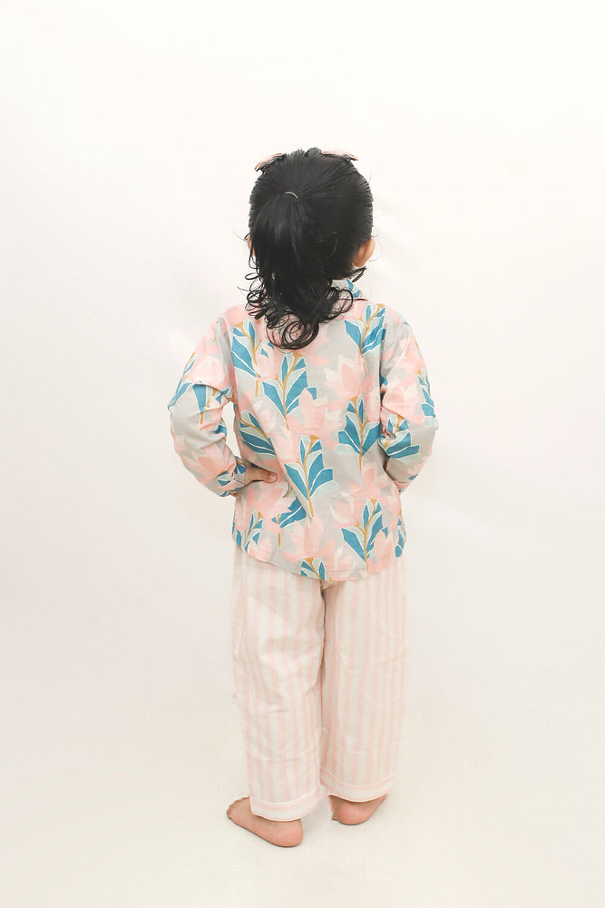 Load image into Gallery viewer, FLOWER GIRL: MINI