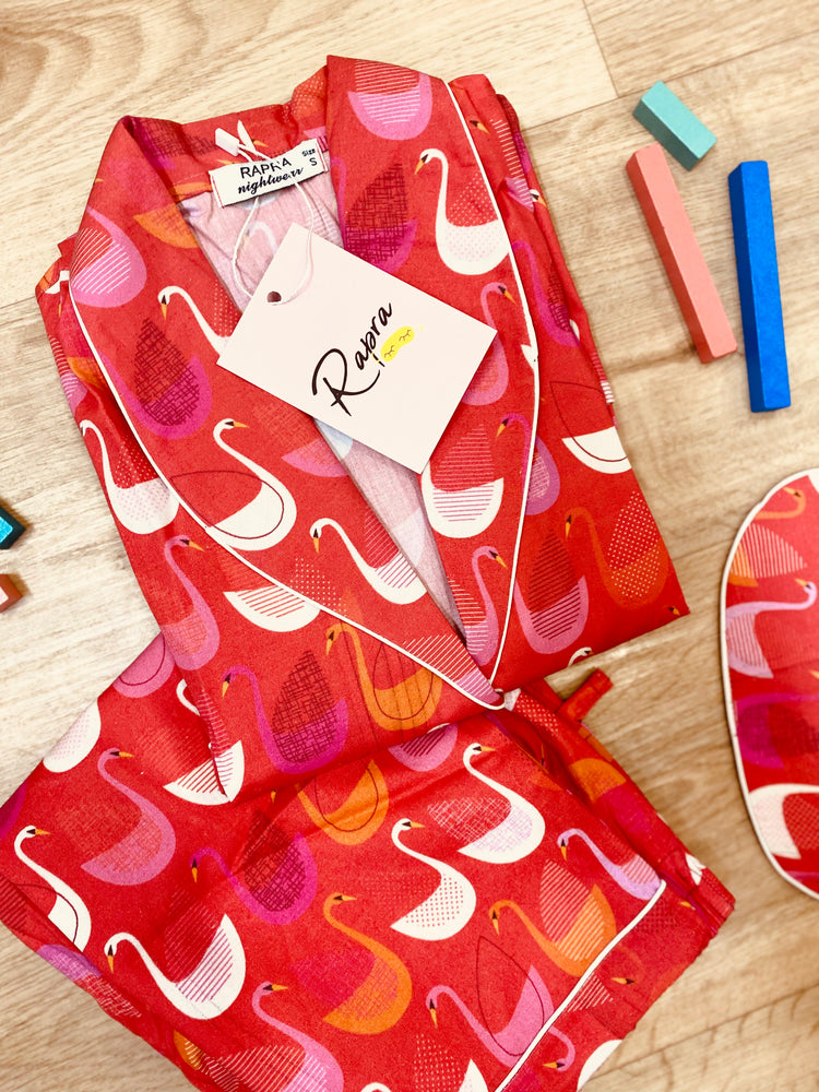 Load image into Gallery viewer, SWAN IN RED - TWINNING PAJAMA SET