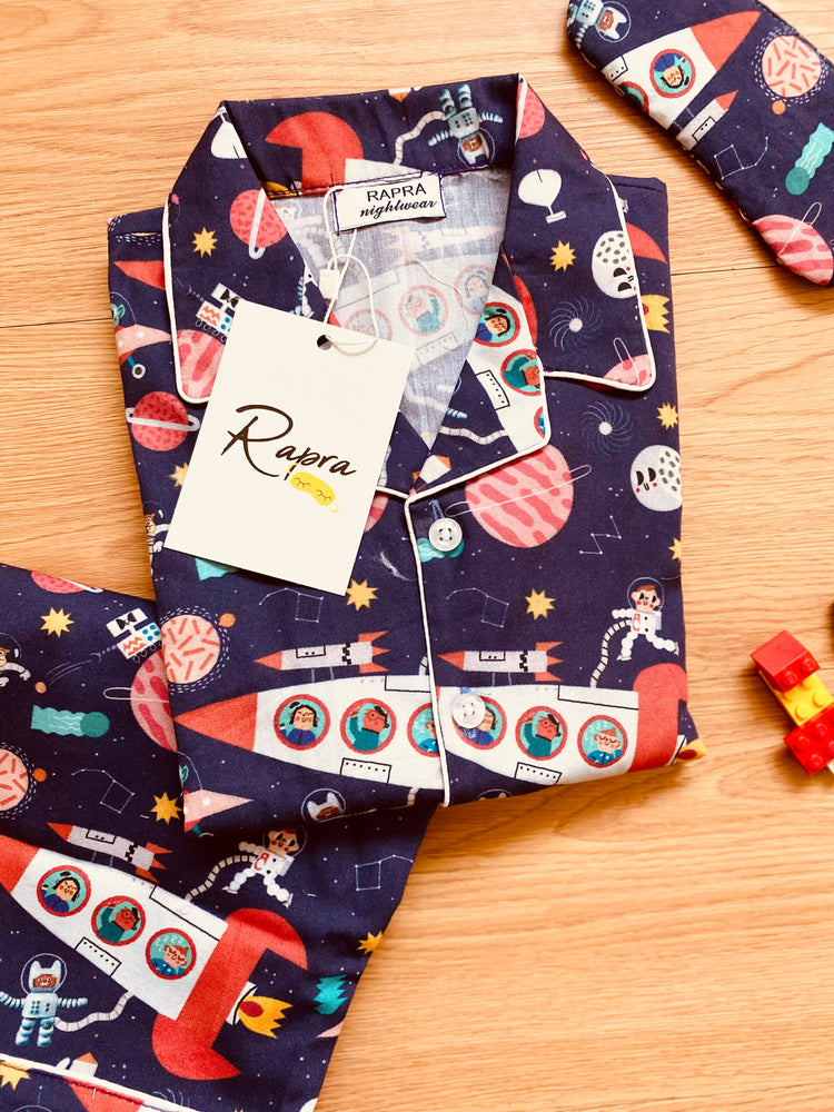 Load image into Gallery viewer, SPACEMAN - TWINNING PAJAMA SET