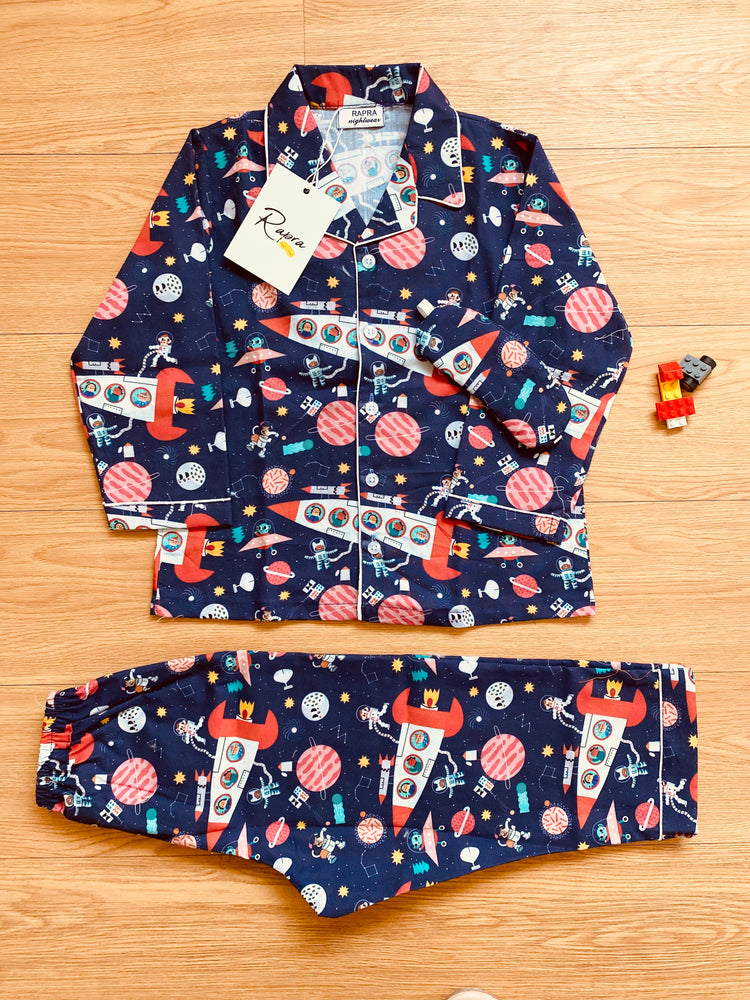 Load image into Gallery viewer, SPACEMAN - TWINNING PAJAMA SET