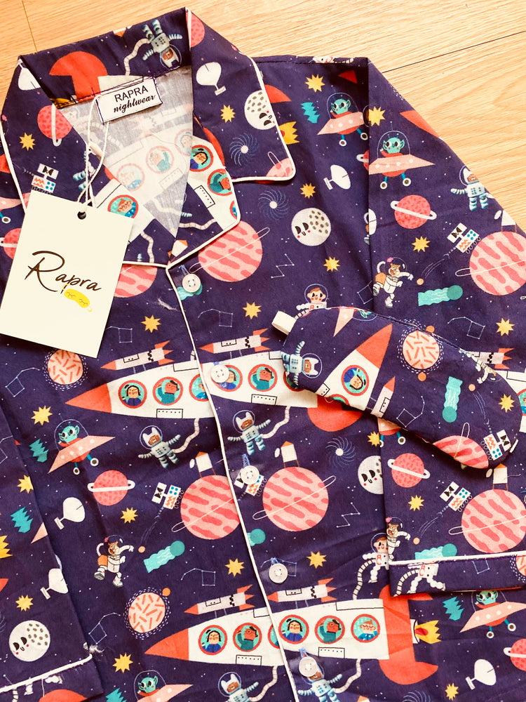Load image into Gallery viewer, SPACEMAN - TWINNING PAJAMA SET