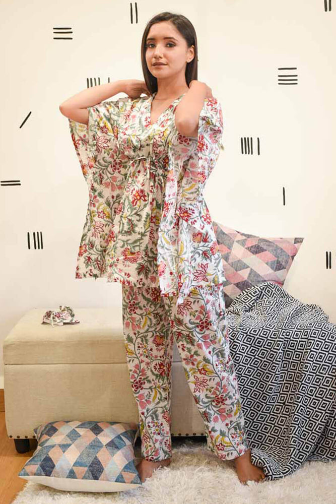 Load image into Gallery viewer, FIELDS OF FLOWERS - KAFTAN

