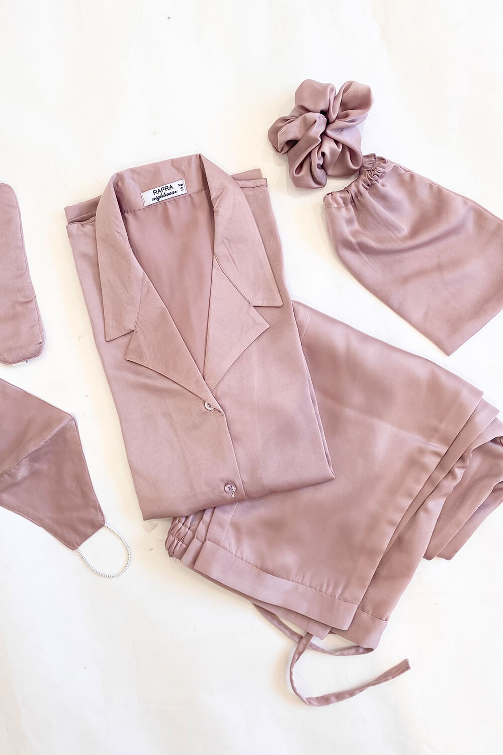 BLUSH PINK SATIN COMPLETE SET